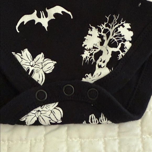 Disney Baby Halloween one piece bodysuit  3-6 months - Picture 5 of 6